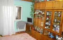 3 camere de vanzare, 68 mp utili  si balcon, posibilitate Prima Casa