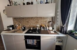 Apartament 2 camere, 52 mp, decomandat, cu parcare, zona Tractoru-Central