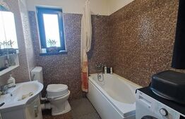 Apartament 2 camere, 52 mp, decomandat, cu parcare, zona Tractoru-Central