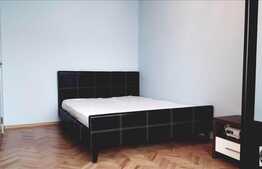 Vanzare apartament 3 camere, 65 mp, decomandat, loc parcare, zona Interservisan