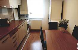 Vanzare apartament 3 camere, 65 mp, decomandat, loc parcare, zona Interservisan