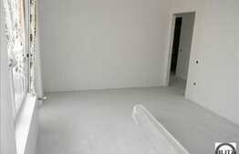 Apartament de vanzare cu 3 camere, 60 mp utili plus balcon de  14 mp