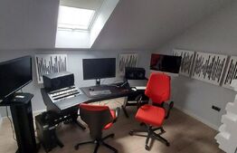 Spatiu de birou, 5 incaperi, 250 mp, mansarda, zona Pod Ira