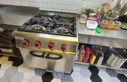 Spatiu de birou, 5 incaperi, 250 mp, mansarda, zona Pod Ira