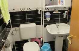 De vanzare apartament 2 camere, 44 mp, parcare, zona Oncos