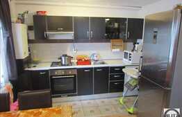 De vanzare apartament 2 camere, 44 mp, parcare, zona Oncos