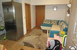 De vanzare apartament 2 camere, 44 mp, parcare, zona Oncos