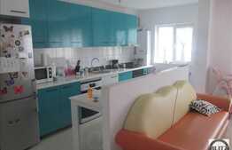 Apartament modern cu 3 camere, 78 mp! TERASA de 30 mp! Zona Stejarului! Parcare!