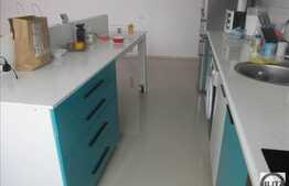 Apartament modern cu 3 camere, 78 mp! TERASA de 30 mp! Zona Stejarului! Parcare!