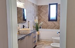 Casa Spectaculoasa, 4 camere, 180mp, 800 teren, 10 min de Bv