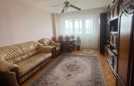 Apartament cu 3 camere, 2 bai, 2 balcoane, 80 mp, zona Golden Tulip