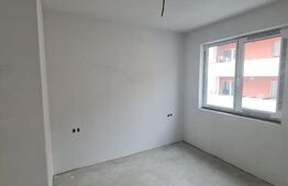 Apartament semifinisat, 2 camere, incalzire in pardoseala, parcare, zona Spartan