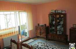 4 camere, decomandat, 90 mp, etaj intermediar, parcare, zona Bucium