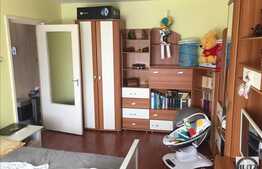 2 camere, 49 mp, decomandat, zona strazii Rapsodiei