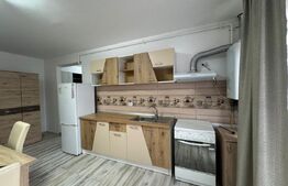 Apartament 3 camere, 60 mp, parcare, zona Stejarului