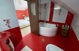 Casa de vanzare cu 6 camere, 195 mp utili, zona Auchan