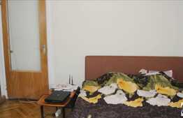 3 camere, 82.50 mp, decomandat, garaj, zona strazii Donath