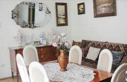 3 camere, 82.50 mp, decomandat, garaj, zona strazii Donath