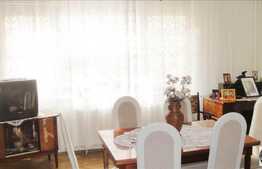 3 camere, 82.50 mp, decomandat, garaj, zona strazii Donath