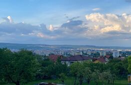 Apartament cu 4 camere, 100 mp, ultrafinisat, zona Andrei Muresanu