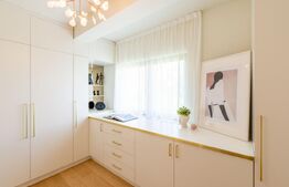 Apartament cu 4 camere, 100 mp, ultrafinisat, zona Andrei Muresanu