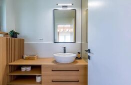 Apartament cu 4 camere, 100 mp, ultrafinisat, zona Andrei Muresanu