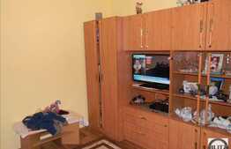 Garsoniera recompartimentata, 28 mp, boxa, complet mobilata, zona strazii Parang