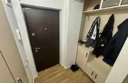 Apartament 3 camere, 64mp, 2 garaje, 2 bai, intermediar,zona Terra