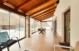 Casa deosebita, la cheie, in Feleacu, cu priveliste spre padure