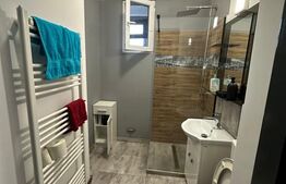 Apartament cu 2 camere, 50 mp, parcare, zona centrala