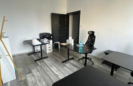 Apartament cu 2 camere, 50 mp, parcare, zona centrala