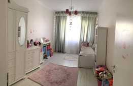 Vanzare apartament 4 camere, 150mp, terasa, garaj, boxa, zona Grand Hotel Italia