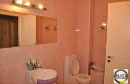 Vanzare apartament 4 camere, 150mp, terasa, garaj, boxa, zona Grand Hotel Italia