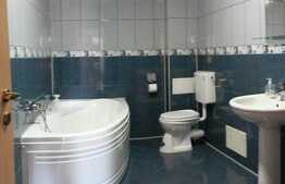 Vanzare apartament 3 camere, 100 mp, parcare, boxa subsol, zona Iulius Mall