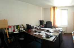 Vanzare apartament 3 camere, 100 mp, parcare, boxa subsol, zona Iulius Mall