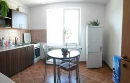 Vanzare apartament 3 camere, 100 mp, parcare, boxa subsol, zona Iulius Mall