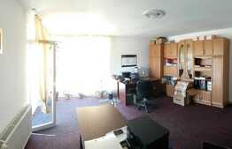 Vanzare apartament 3 camere, 100 mp, parcare, boxa subsol, zona Iulius Mall