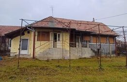 Casa renovabila in Luna, langa Campia Turzii 