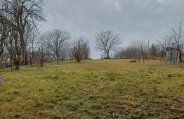 Duplex la rosu in Luna, langa Campia Turzii