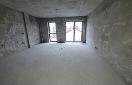 Apartament de vanzare, cu 2 camere, 62,35 mp, semidecomandat, zona pod IRA