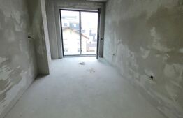 Apartament de vanzare, cu 2 camere, 62,35 mp, semidecomandat, zona pod IRA