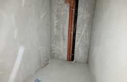 Apartament de vanzare, cu 2 camere, 62,35 mp, semidecomandat, zona pod IRA