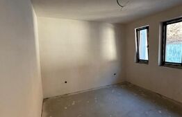 Duplex cu 4 camere, 2 garaje, semifinisat, zona manastirii Floresti 
