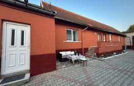 Casa familiala cu 4 camere, 2432 mp teren, Feldioara