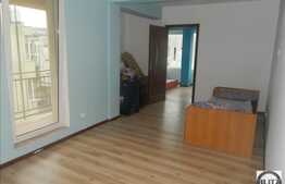 Vanzare 2 camere, zona strazii Porii, 42.5 mp, balcon! Cu Garaj!