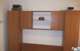 Vanzare apartament cu 2 camere, 48 mp, zona Terra! Cu parcare!