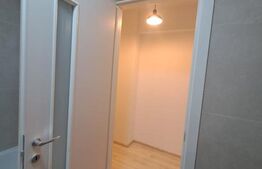 Apartament de vanzare, cu 2 camere, 58 mp, pozitie deosebita, zona-Tractoru