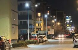 Apartament de vanzare, cu 2 camere, 58 mp, zona Tractoru