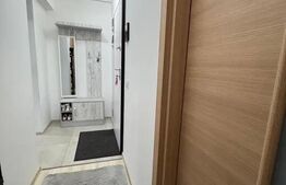 Apartament de vanzare, cu 2 camere, 58 mp, zona Tractoru