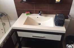 Vanzare apartament 3 camere, 98 mp, 2 parcari, imobil nou, zona Oncos